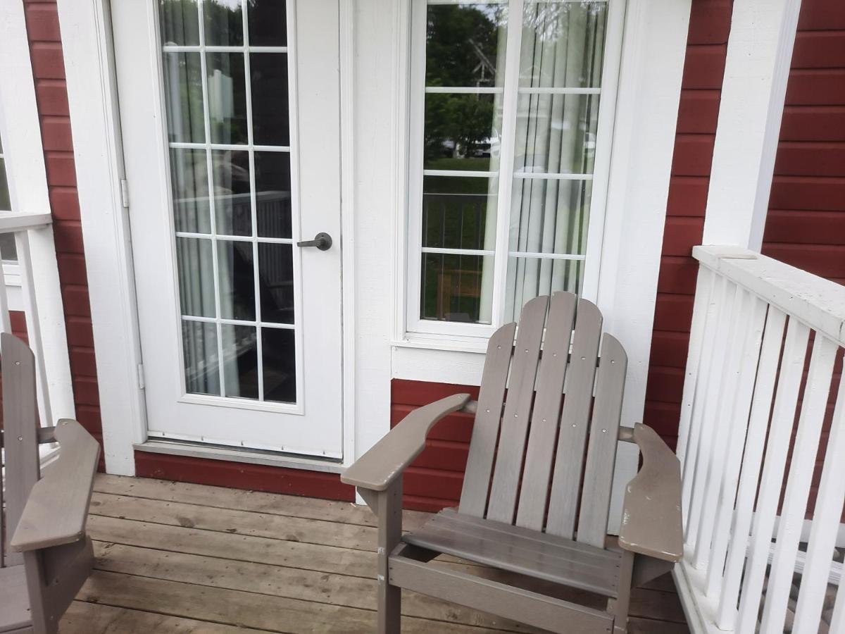 Apartamento Margarita Vacation Getaway Oro-Medonte Exterior foto